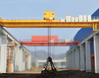 ������b����